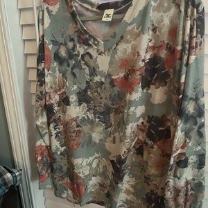 Floral print top